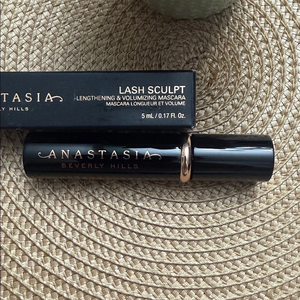 Anastasia🔥 Lash Sculpt Lengthening & Volumizing Mascara